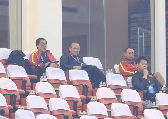 Thang Indonesia phut chot, Viet Nam cam chac ve VCK neu hoa Thai Lan-Hinh-9