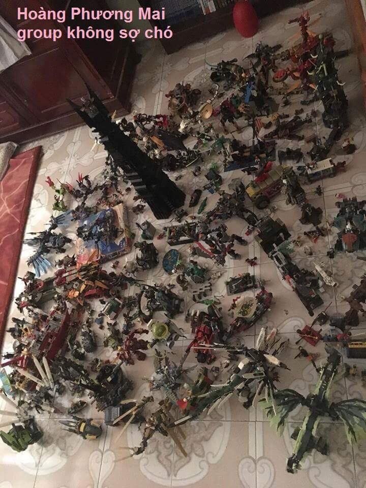 Trong chúng ta, ai cũng từng trải qua thời nhịn ăn quà sáng đến vài ngày để có thể mua được bộ đồ chơi yêu thích. Mới đây trên mạng xã hội, tài khoản có tên Hoàng Phương Mai đã chia sẻ những bức ảnh về bộ sưu tầm của cậu em trai lớp 12 khiến ai cũng phải thấy nỗ lực tiết kiệm kinh hoàng như thế nào.