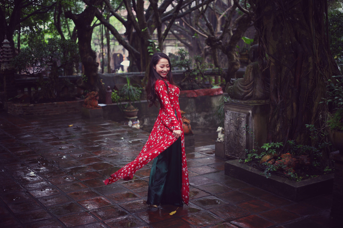 Tuy nhiên, dù bận rộn với công việc làm vợ và làm cô giáo TDDC nhưng Ngân Thương vẫn không quên ra đời những bức ảnh siêu lầy của mình cùng nhóm bạn thân đúng dịp nghỉ lễ vừa qua.