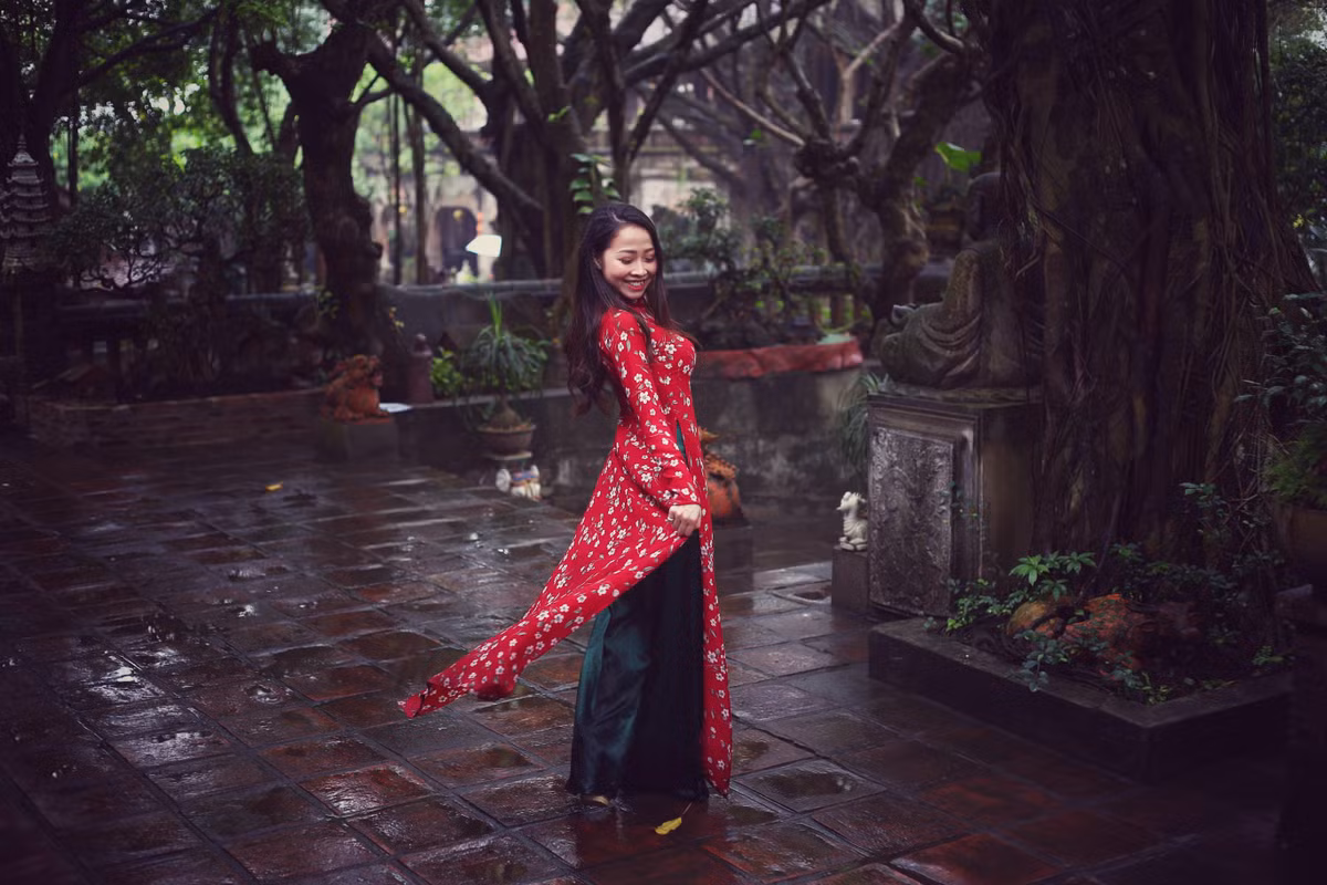 Tuy nhiên, dù bận rộn với công việc làm vợ và làm cô giáo TDDC nhưng Ngân Thương vẫn không quên ra đời những bức ảnh siêu lầy của mình cùng nhóm bạn thân đúng dịp nghỉ lễ vừa qua.