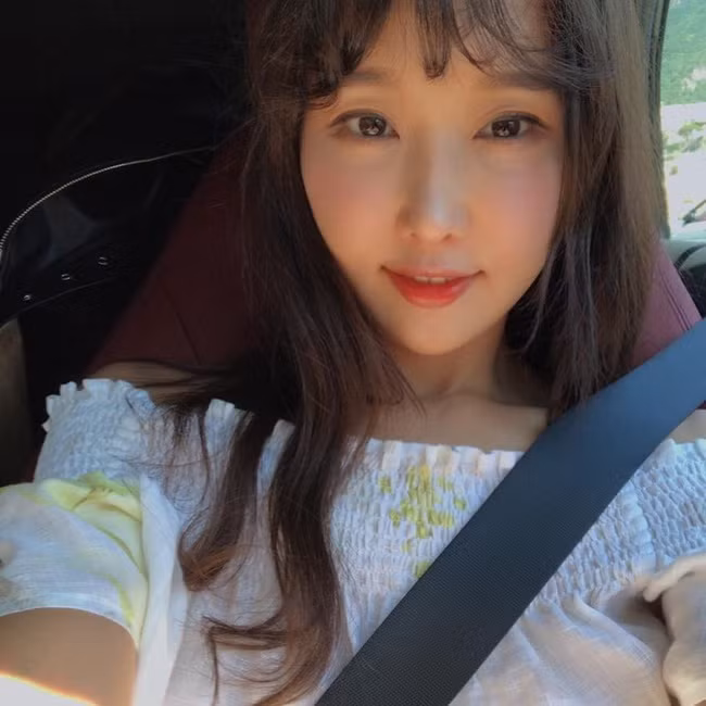 Cô tiết lộ rằng bí mật đằng sau vẻ ngoài trẻ trung của cô là chế độ ăn uống, tập thể dục điều độ, lành mạnh. Ngoài ra việc duy trì một tâm trạng tích cực trong cuộc sống cũng rất quan trọng.