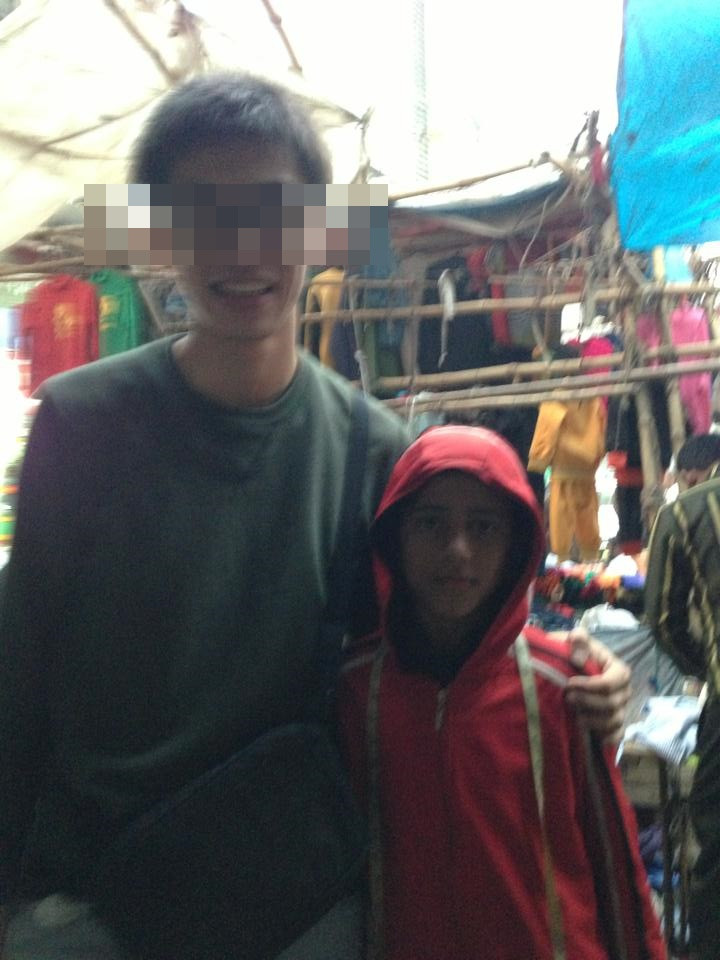 Tuy nhiên, nói đi cũng phải nói lại, việc 1 số dân mạng Việt vào ném đá, tấn công trang cá nhân của Ken Hisada là hành động không đẹp. Bởi dùng những lời lẽ thiếu văn hóa chỉ làm xấu đi hình ảnh đất nước mình mà thôi.