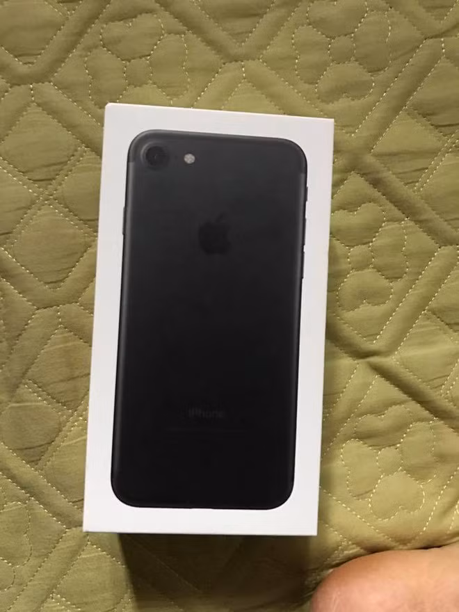 Có thể thấy, món quà dù nhỏ hay lớn nhưng đều được chờ đợi vào dịp 20/10 mỗi năm, không chỉ bởi giá trị mà còn vì sự quan tâm và sẻ chia từ những người đàn ông dành cho các chị em.