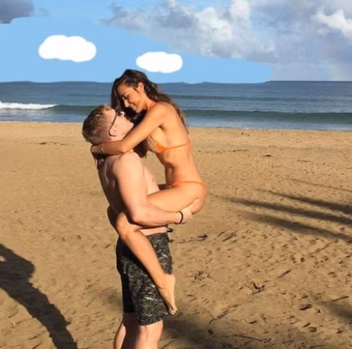 Lời thỉnh cầu của cặp tình nhân người Mỹ nhanh chóng được các "thánh chế ảnh" trợ giúp với 101 kiểu khác nhau, trong đó có nhiều ảnh chính chủ nhân bị "chơi đểu" không thương tiếc.