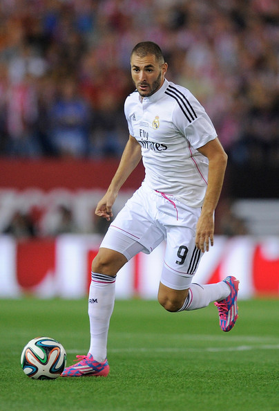 Đến Man United không phải là lựa chọn quá tệ với Benzema khi Anh vẫn là miền đất lành với những ngôi sao người Pháp. Bên cạnh đó, nếu cập bến Old Trafford, Benzema có thể chơi cạnh những ngôi sao người Pháp khác như Anthony Martial, Morgan Schneiderlin.