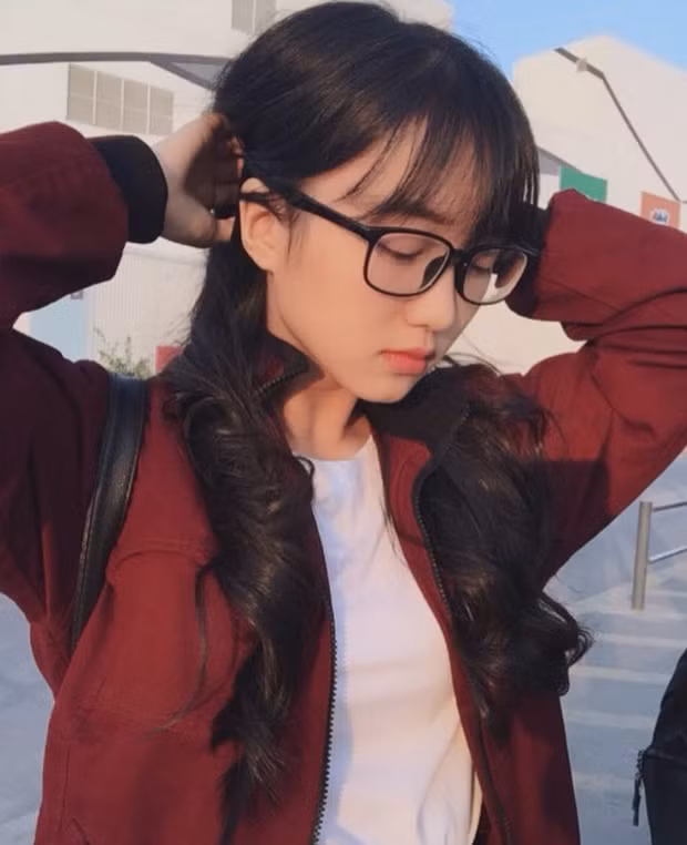 Xinh đẹp, đa tài, nên cô bạn Thanh Mỹ luôn nhận được chú ý cũng như ngưỡng mộ từ nhiều người không chỉ có bạn bè trong trường mà còn đến từ cư dân mạng.