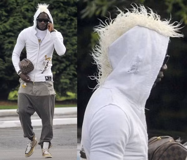 Trong giới sao bóng đá, cầu thủ có phong cách ăn mặc "quái thai" nhất có lẽ là Balotelli. Với chiếc quần ống rộng và chiếc áo nỉ trắng có chút lông trên đầu thì nhìn "bad boy" của bóng đá Italy chẳng khác gì một chú vẹt tuyết.