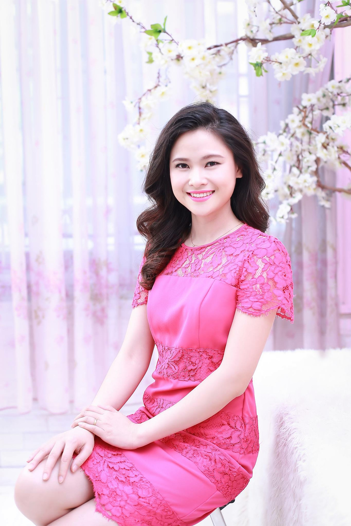 Chân dung bà mẹ trẻ của nhóc tỳ Việt nói tiếng Thái "siêu dễ thương" hút triệu views từ MXH