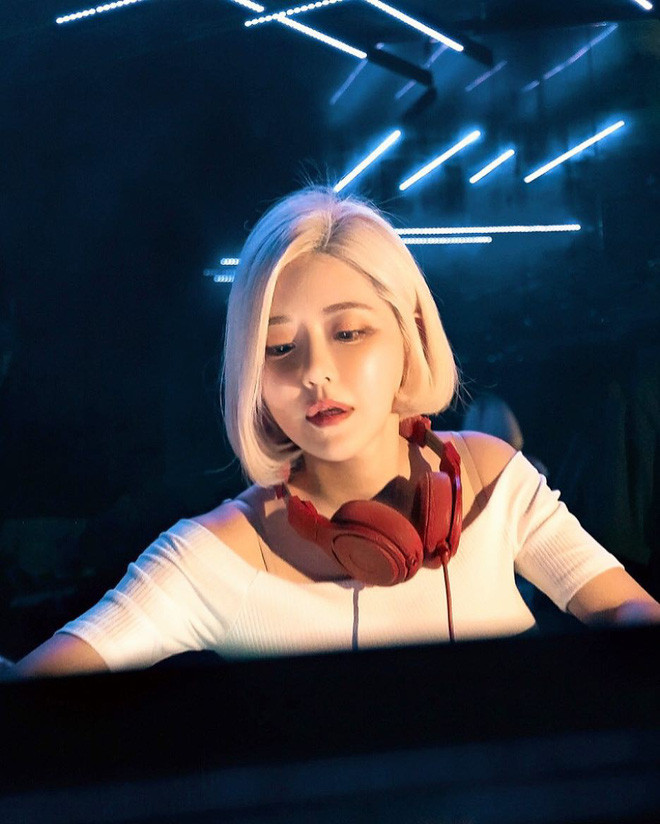 Dù năm nay đã 35 tuổi nhưng với vẻ ngoài tươi trẻ, DJ Soda vẫn luôn cuốn hút mỗi khi xuất hiện tại các sự kiện âm nhạc và lễ hội.