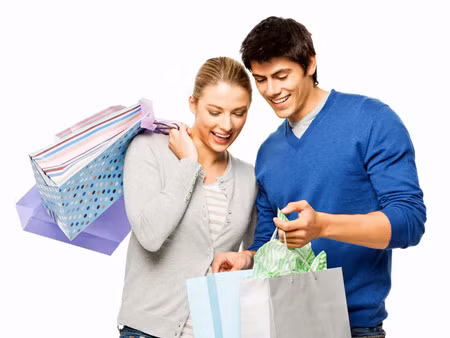 Nam hanh dong cua chang khien nang khong the buong tay