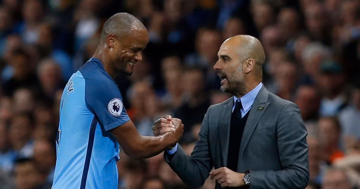Man City bán cả đội trưởng trung thành: Manchester City đang chuẩn bị có những sự thay đổi lớn khi truyền thông Anh cho biết HLV Pep Guardiola sẽ tiến hành "trảm" thủ quân Vincent Kompany. Ảnh: Daily Express