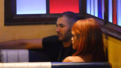 Tháng 7/2015, Benzema bị bắt gặp cặp kè với nữ ca sĩ nổi tiếng thế giới Rihanna.