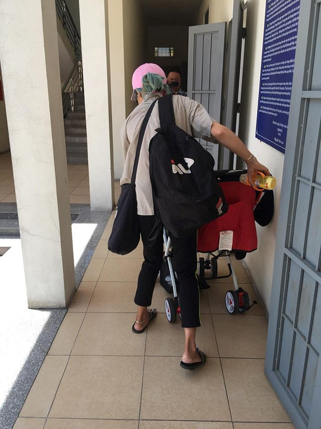 Theo cán bộ trung tâm bảo trợ xã hội số 1 người nhà mong muốn sớm được đưa Bella đi chữa bệnh tại bệnh viện về tâm thần. Tuy nhiên, hiện Sở Lao động, Thương binh và Xã hội TP Hà Nội vẫn đang xem xét các bước sao cho phù hợp nhất có thể.