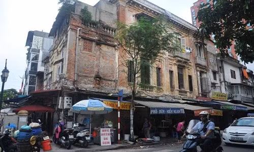 Ky la o biet thu co Ha Noi phai mac… ao mua-Hinh-2