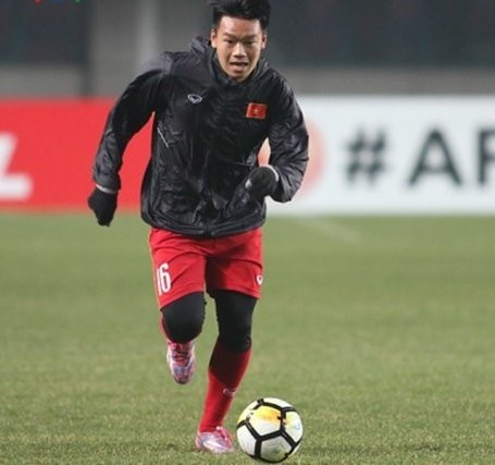 Thành Chung đã thể hiện tốt trong vai trò thủ lĩnh hàng hậu vệ khi thiếu vắng Đình Trọng. Nhưng nhược điểm của cầu thủ này đó là có những tình huống mất tập trung, đặc biệt là trong khâu phá bóng khi đội tuyển U23 Việt Nam bị đối thủ dồn ép liên tục.