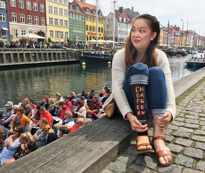 Du lịch châu Âu chưa bao giờ dễ đến thế và Thùy Dương được dân mạng hoàn thành ước nguyện thay phần bạn trai.