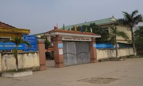 Trường tiểu học Hưng Bình.