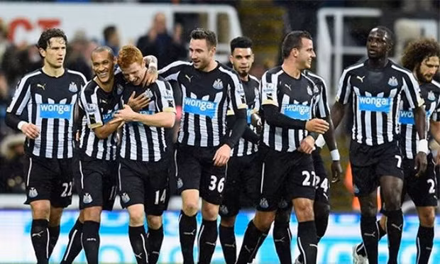 Newcastle là đội bóng thứ 7 đốt tiền cho TTCN mùa đông khi họ bỏ ra 63,1 triệu bảng.