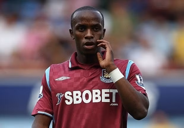 Đứng thứ 9 là West Ham United với số tiền là 44 triệu bảng.