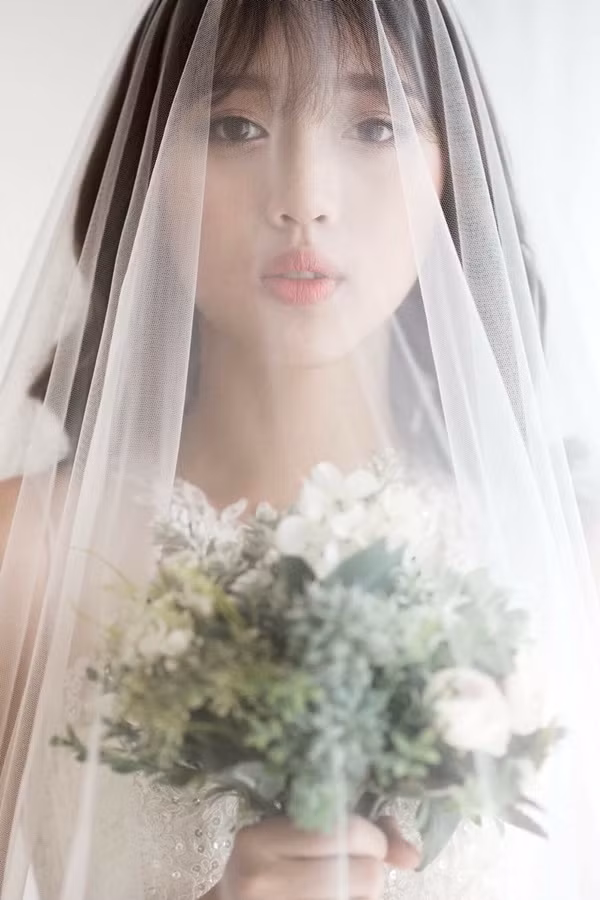 Việc Linh Miêu bất ngờ ghi danh và chính thức tham gia cuộc thi Vietnam's Next Top Model đã khiến dân mạng cảm thấy vô cùng hào hứng để xem cô nàng này thể hiện ra sao tại một chương trình thực tế vì trước đây những bộ ảnh thời trang của nàng hot girl Đăk Lăk này đã quá hoàn hảo.