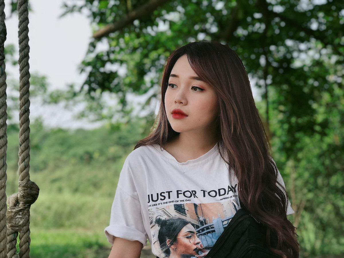 Sau khi chia sẻ về món quà tặng bố mẹ, Linh Ngọc Đàm nhận được rất nhiều lời chúc mừng từ bạn bè và fan hâm mộ.