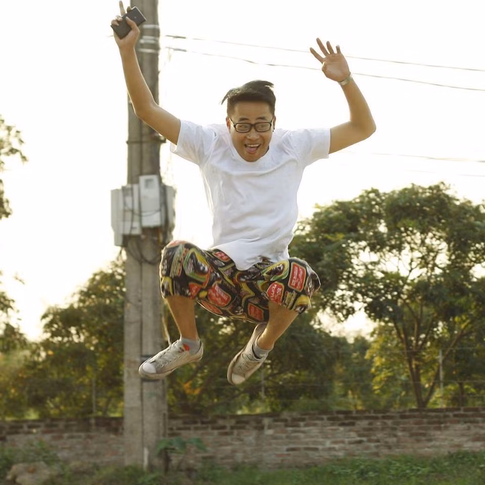 Trên mạng xã hội, có hẳn một trang confession viết về Đăng Linh, chàng trai đang làm mưa làm gió trên tuyến xe buýt số 15.