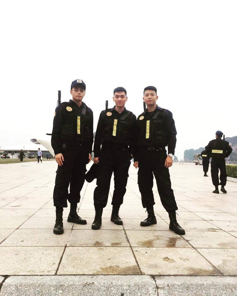 Theo nhiều bình luận của các chị em: "Kín tiếng là vậy nhưng chỉ cần ngắm thôi trai đẹp thôi là khiến hội chị em tái tạo được động lực làm việc".