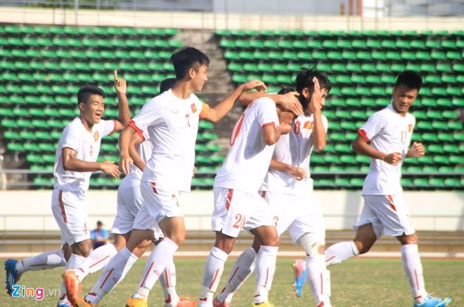 Thang U19 Dong Timor 2-0, U19 VN tam dan dau bang B-Hinh-3