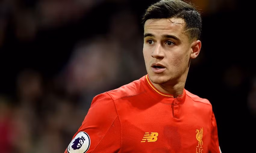 Barca sắm thêm sao tấn công: Theo tin chuyển nhượng bóng đá từ tờ Sport cho biết, Barca sẽ tiếp tục quá trình chiêu mộ Coutinho từ Liverpool, ngay trong mùa Đông này. Họ sẽ không trả số tiền 'điên rồ' 150 triệu như phía The Kop yêu cầu. Tuy nhiên, một mức giá cỡ 100 triệu sẽ là điều có thể chấp nhận được. Sau đó, Barca có tính đến cả những cái tên trẻ hơn bao gồm: Leon Goretzka (Schalke 04), Max Meyer (Schalke 04), Julian Brandt (Bayern Leverkusen), và Thomas Lemar (Monaco). Ảnh: Sport