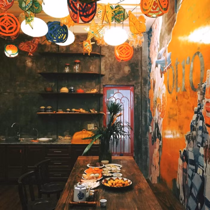 OTRO cũng có nguyên một khu bếp rộng rãi với đầy đủ vật dụng cần thiết để khách trọ có thể thoải mái nấu nướng nếu có nhu cầu. Ảnh sử dụng trong bài: Facebook OTRO homestay.