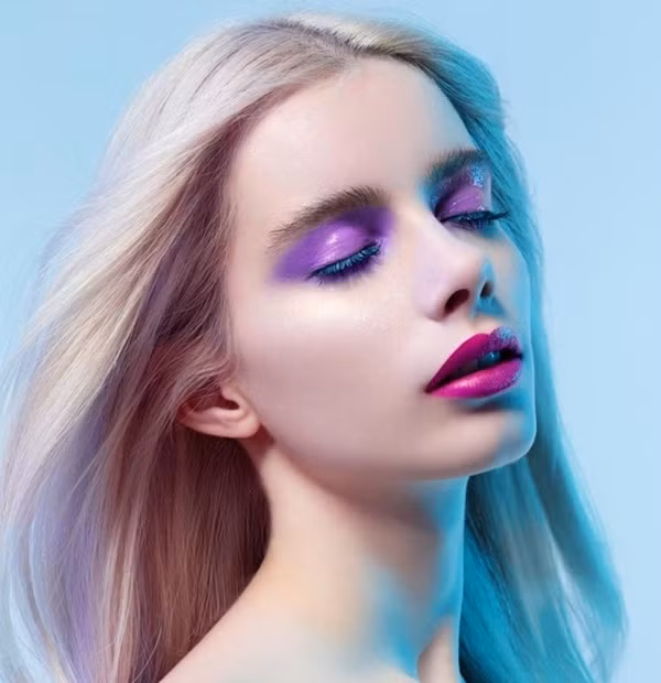 Ước mơ của Joanna là trở thành người mẫu chuyên nghiệp và gia nhập ngành giải trí và người ta đã ấn tượng với gương mặt và vòng eo con kiến của cô nàng.