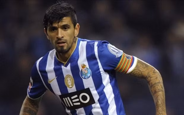 Lucho Gonzalez có 18 bàn thắng tại đấu trường châu Âu trong sự nghiệp của mình.