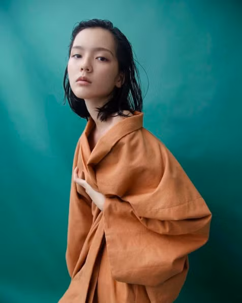 Vòng 1 của Hải Tú khá khiêm tốn, nhưng không vì thế mà hot girl này không thể quyến rũ. Ngắm những bộ hình gợi cảm mà Tú từng chụp có thể thấy với thần thái hơn người của mình, cô nàng dư sức quyến rũ dù chẳng cần số đo hoàn hảo.