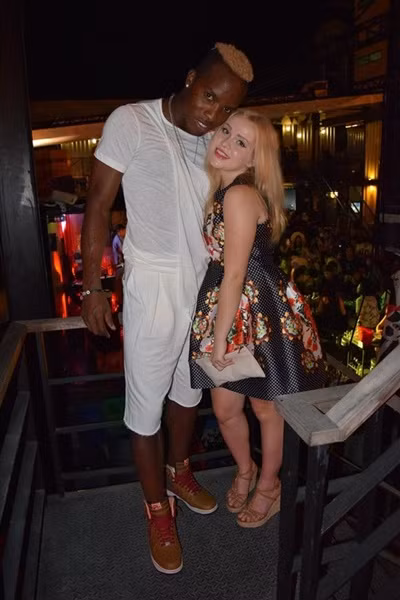 Ekaterina chia sẻ, cô từng học chuyên ngành tiếng Anh tại Nga và trong thời gian tới nếu công việc của Stevens ổn định tại Việt Nam cô sẽ định cư trên mảnh đất hình chữ S và trở thành một giáo viên dạy tiếng Anh. Ảnh: FBNV.