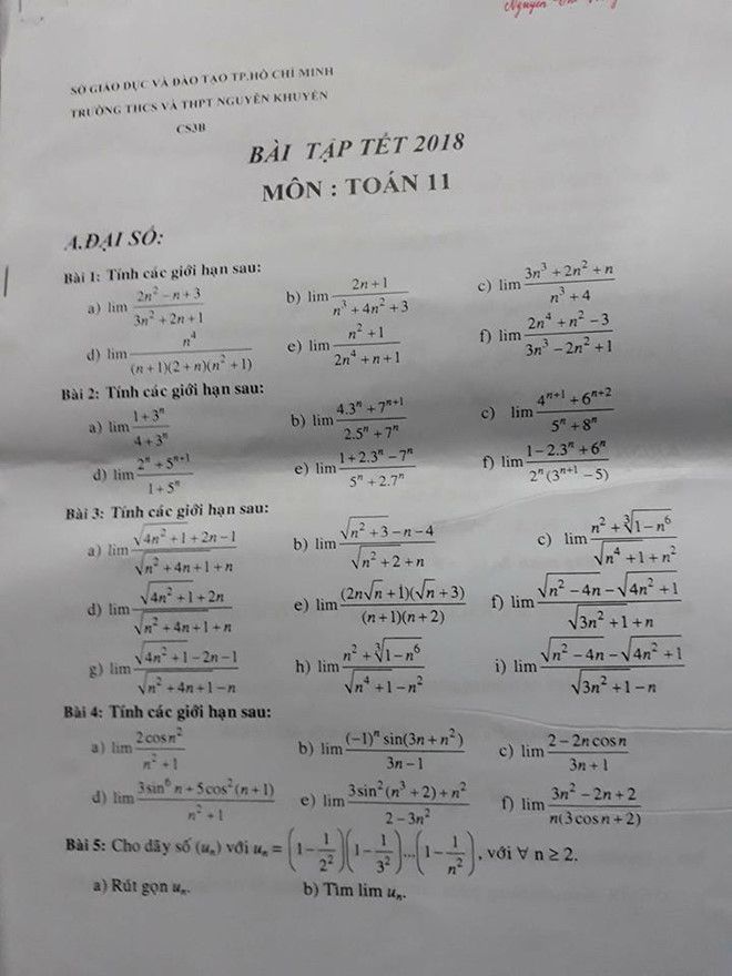 Không chỉ nhắc đến vấn đề áp lực học hành, cựu học sinh trường THPT Nguyễn Khuyến còn miêu tả thêm ngôi trường này với món "kỷ luật thép" chẳng khác gì trại lính.