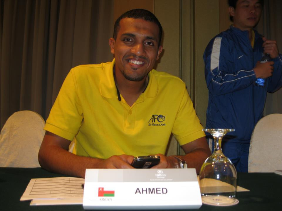 CĐV Việt Nam không lạ gì với việc tìm ra trang cá nhân của những trọng tài bắt những trận đấu của đội tuyển, nhưng phần lớn là để chửi bới sau những kết quả không tốt của tuyển Việt Nam.