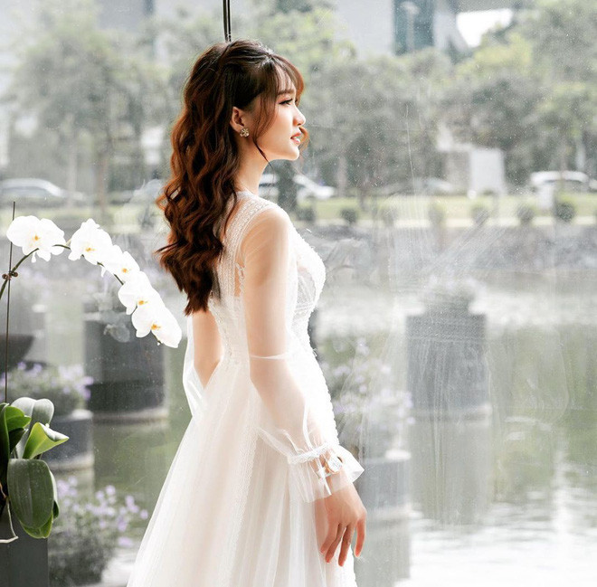 "Đẩy thuyền" Văn Đức - Ngọc Nữ đã lâu mà bây giờ mới thấy cảnh giấc mơ cả hai về chung một nhà đến gần thật sự.