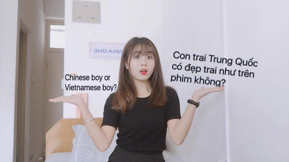 Nổi lên nhờ danh xưng hot girl cùng các clip, phim ngắn nhưng Linh Kett bất ngờ chuyển hướng đi Trung Quốc để học diễn xuất.