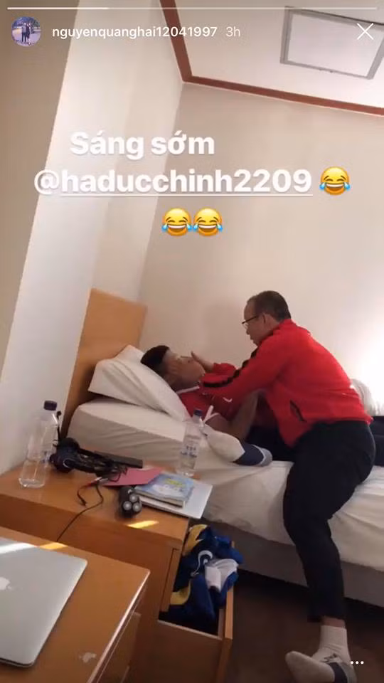 Truoc them AFF Cup 2018, HLV Park Hang-seo dap mat na cho tro cung