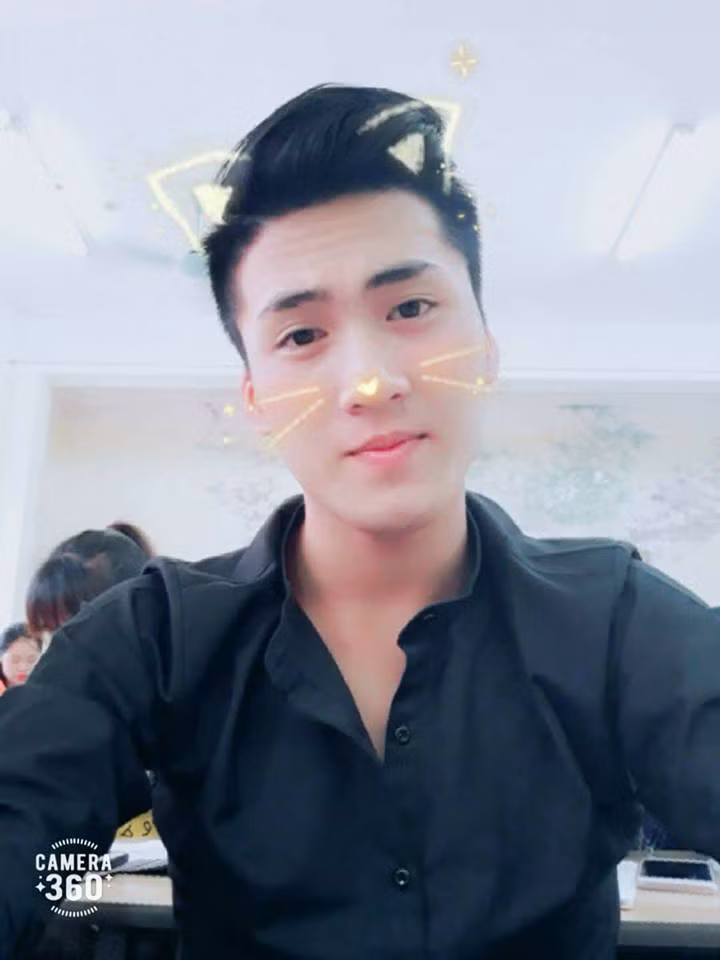 Sự dễ thương của Hữu Thái cũng khiến anh chàng này được nhiều chị em chú ý và liên tục chia sẻ bài viết về mình.