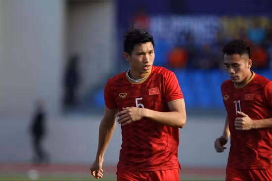 Nghien nat U22 Lao, U22 Viet Nam khang dinh uy the tai SEA Game 30-Hinh-4