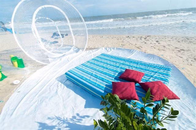 Những chiếc giường ngủ ngay ngoài trời khiến cho giới trẻ chết mê ngay khi đặt chân tới.