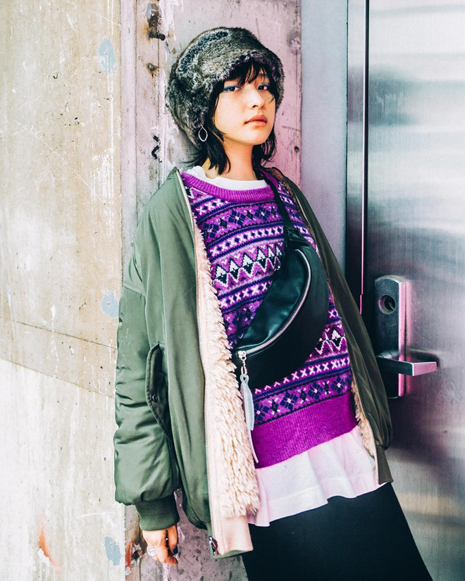 Cùng ngắm nhan sắc của nữ sinh Hong Kong bất ngờ "bẻ lái" từ thiết kế sang nghiệp diễn xuất đang được giới trẻ chú ý.