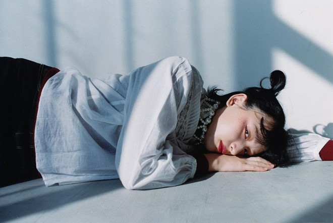 Là người cá tính, Hanna Chen từng chia sẻ rằng diễn xuất cho cô được phép trở thành người khác và không ai có thể phản xét một nhân vật hư cấu. Khi nhập vai nữ sinh 9X này hóa thân vào nhân vật và giúp cô cảm thấy không còn sợ hãi nữa.