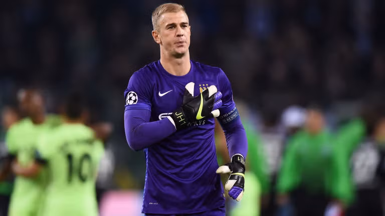 Tiền bối khuyên Joe Hart gia nhập Juventus: Cựu thủ thành tuyển Anh, David James khuyên Joe Hart nên gia nhập Juventus nếu muốn cứu vãn sự nghiệp của mình. Hart đã không thể trụ lại Manchester City sau khi Pep Guardiola xuất hiện. Anh được cho mượn tại Torino cho đến hết mùa giải này. Người được Pep chọn để thay thế anh, Claudio Bravo đã không thể hiện được gì và mất luôn suất bắt chính ở Ngoại hạng Anh vào tay Willy Caballero.