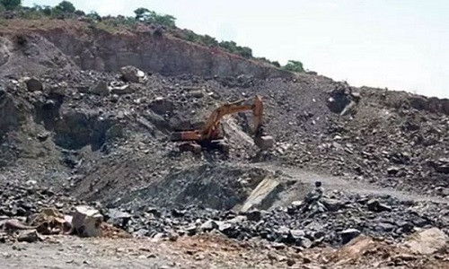 Một góc núi Tàu khi cụ Trần Văn Tiệp thực hiện việc thăm dò, tìm kiếm.