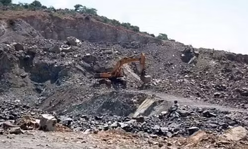 Một góc núi Tàu khi cụ Trần Văn Tiệp thực hiện việc thăm dò, tìm kiếm.