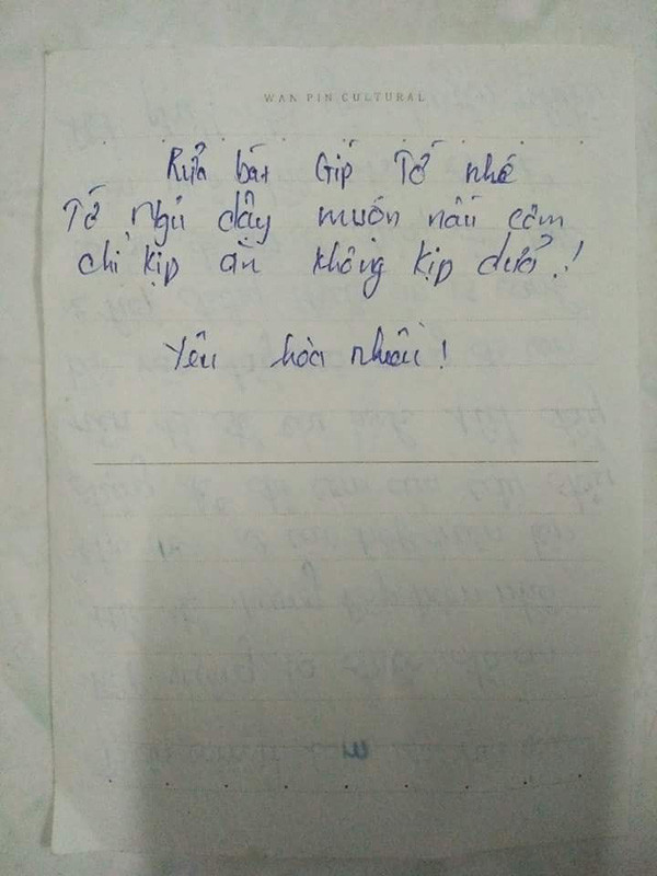 Có nhiều bạn trẻ, sau khi chia tay, họ sẽ xóa hết tất cả những gì thuộc về những người cũ, nhưng lạ là có khá nhiều vẫn còn giữ những kỉ vật người yêu cũ tặng, như bằng chứng cho một khoảng thời gian tươi đẹp, họ đã trải qua cùng người khác.