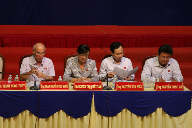 Sang nay, dai bieu Quoc hoi TPHCM tiep xuc cu tri Thu Thiem