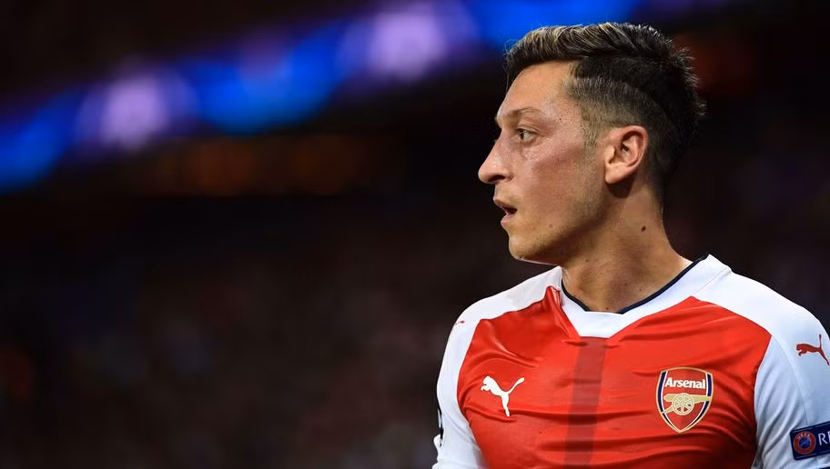 Mesut Ozil: 31 triệu người like